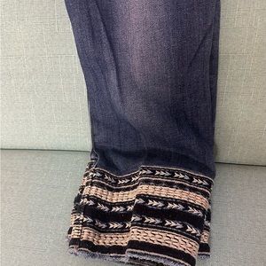 Driftwood Embroidered Collette Jeans - Size 30